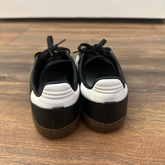 Adidas Sambas Vegan in Black Gum - Picture 5 of 13